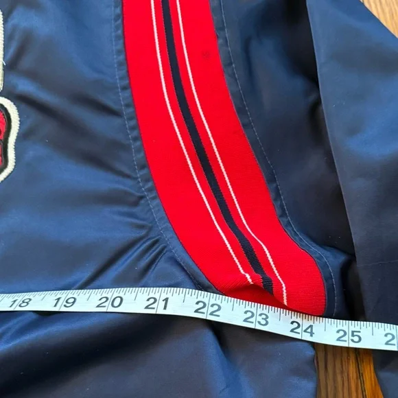 80’s Cleveland Indians Starter Satin Jacket - Picture 16 of 16